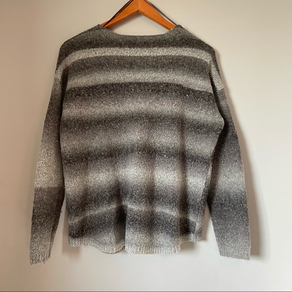 Twik Sweater - Picture 2 of 4